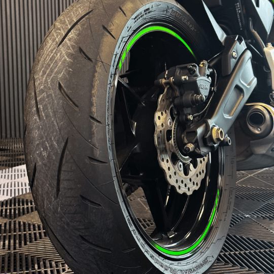 WIN A 2025 KAWASAKI NINJA + £500 CASH image 3